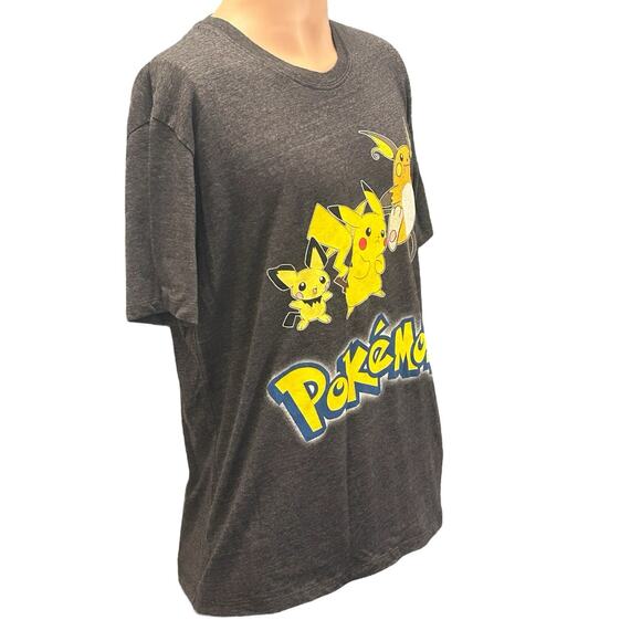 Pokemon Gray Short Sleeve Graphic T-shirt Men’s Size Large Pikachu Raichu‎ Pichu - Picture 2 of 5